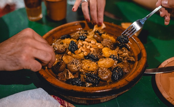 Tajine de boeuf halal avec des morceaux de viande de la marque Al Qassab